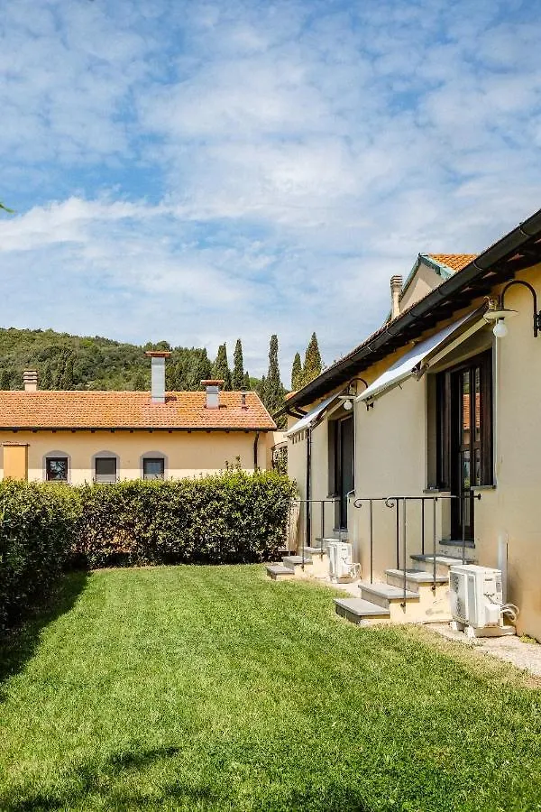Agriturismo Biologico Bulichella سوفيريتو 0*,  إيطاليا