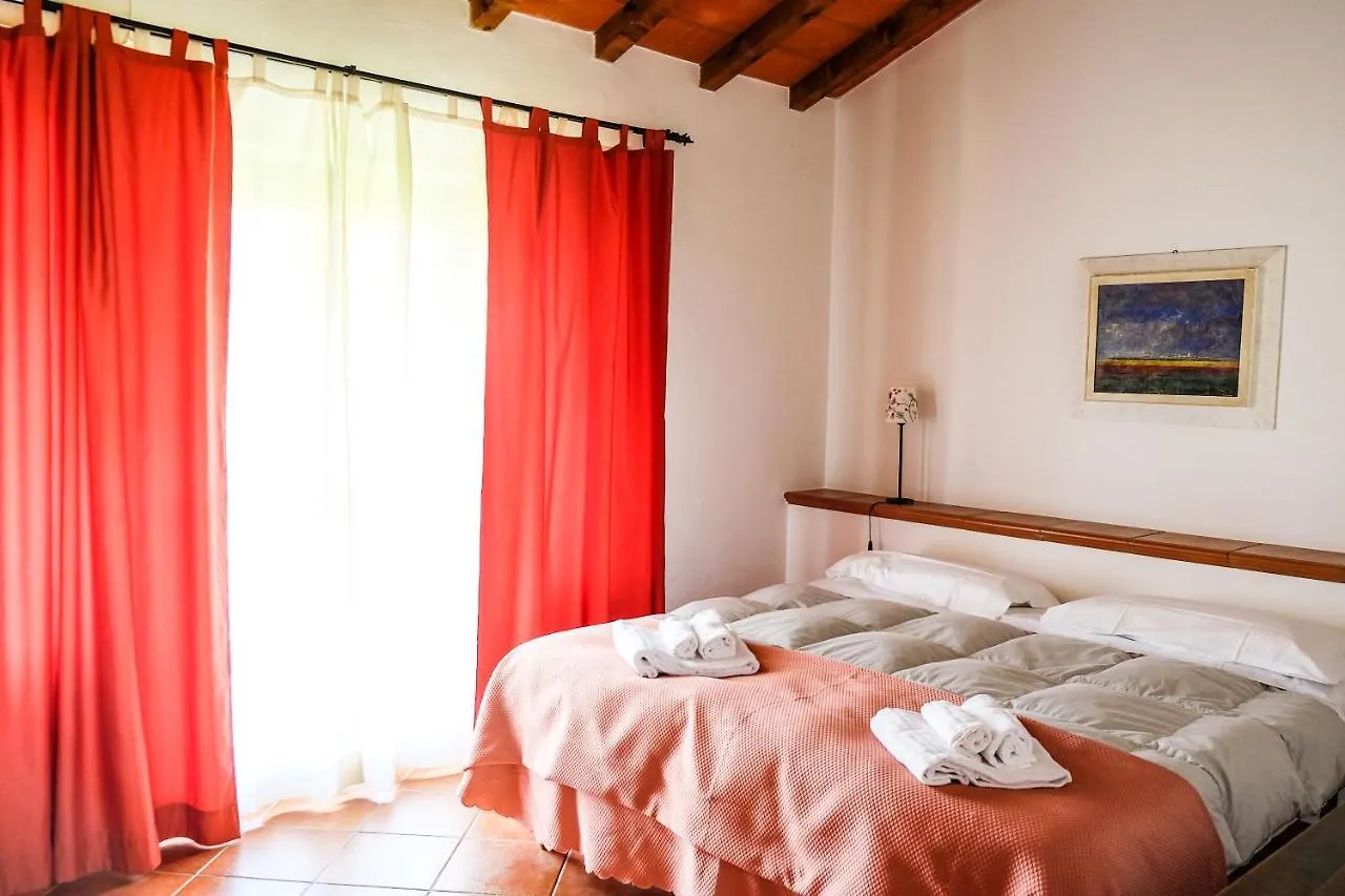 Farm stay Agriturismo Biologico Bulichella Italy